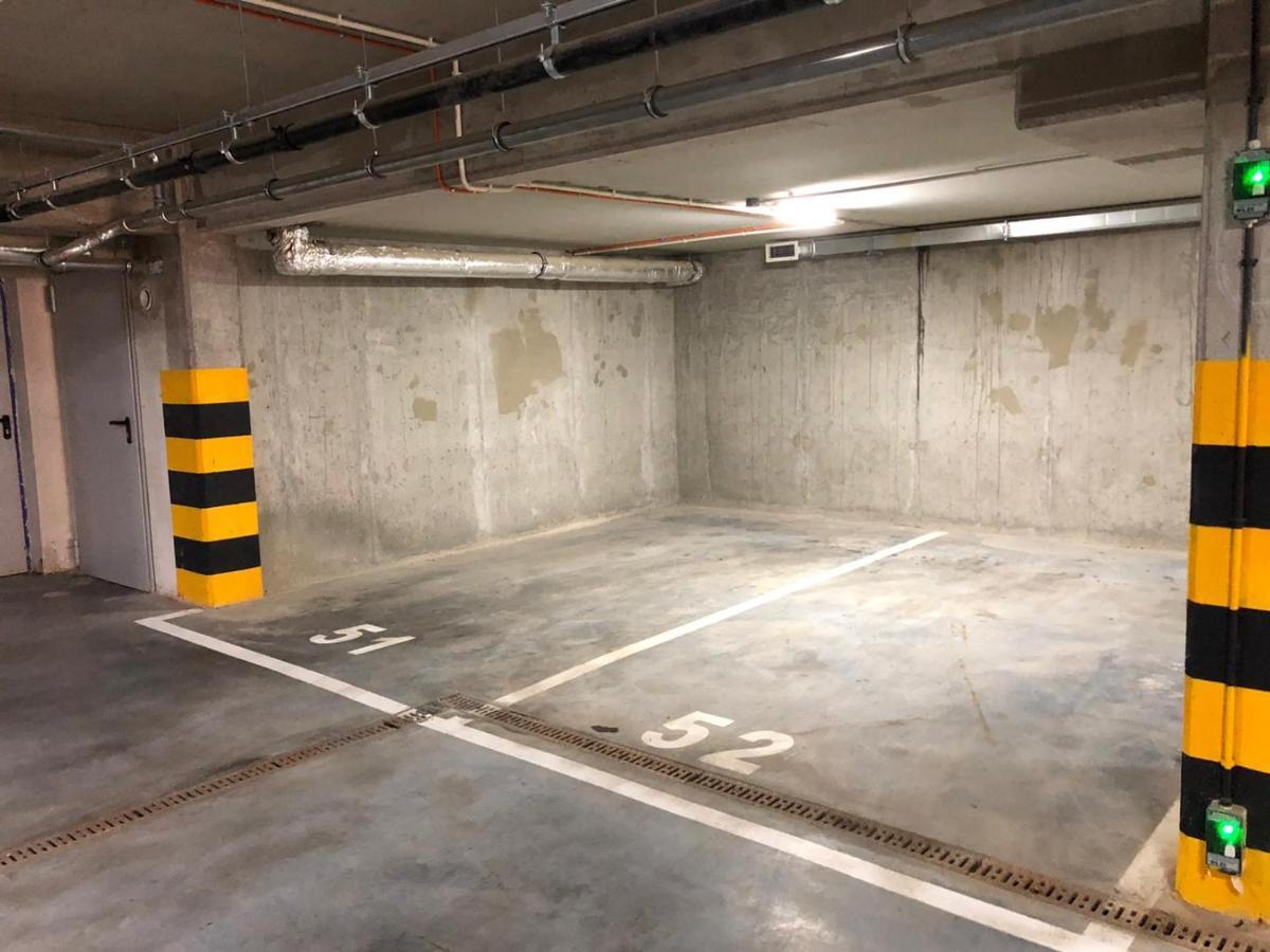 Apartament Nero Apartment Torun Bagian luar foto